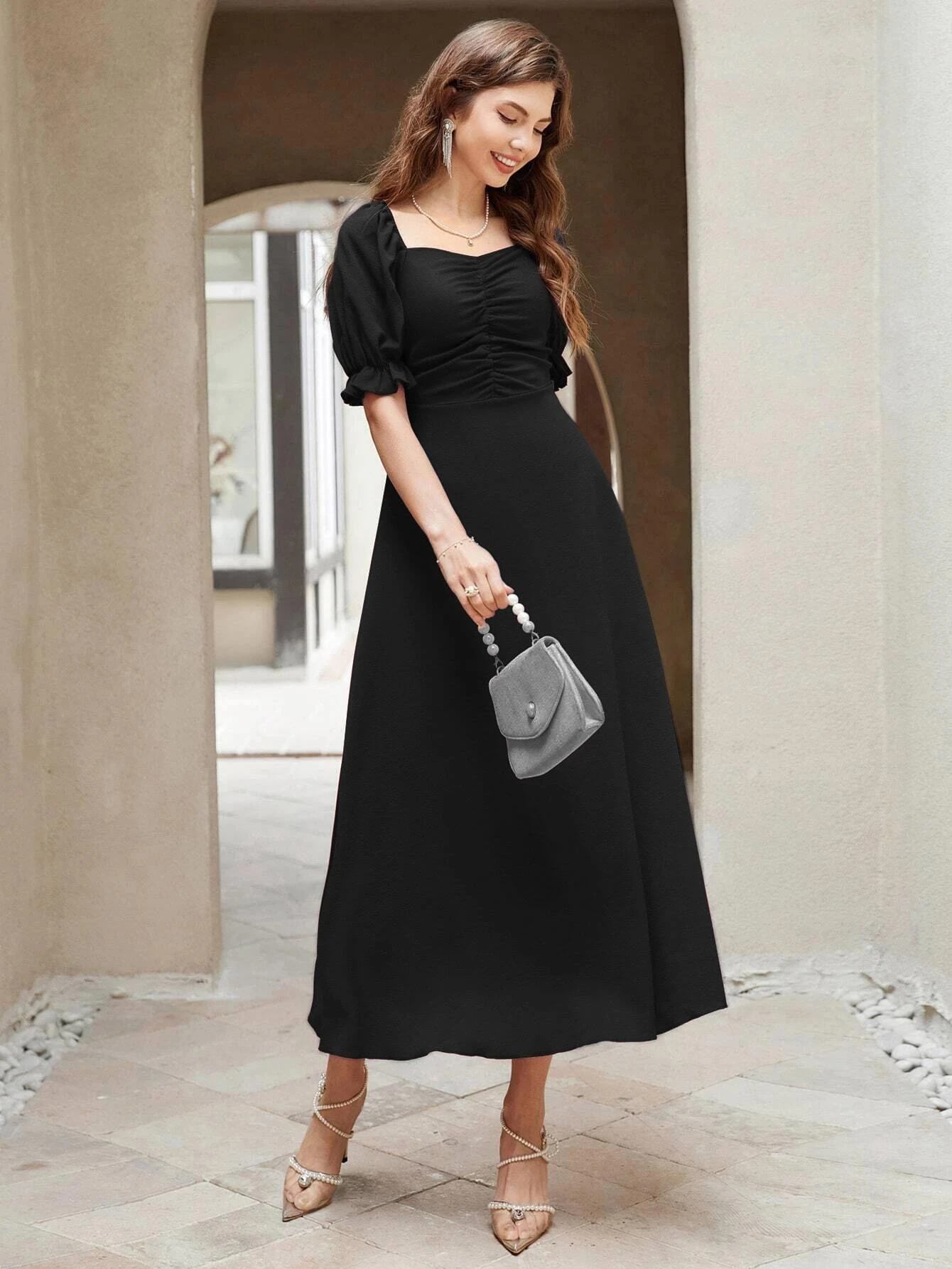 Robe a Manches Bouffantes et Coupe Évasée - صورة 4 thumbnail