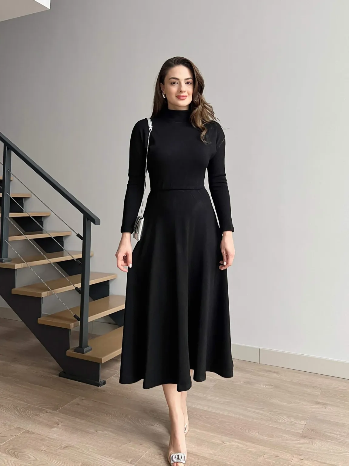 Robe à manches longues et jupe cloche - صورة 5 thumbnail