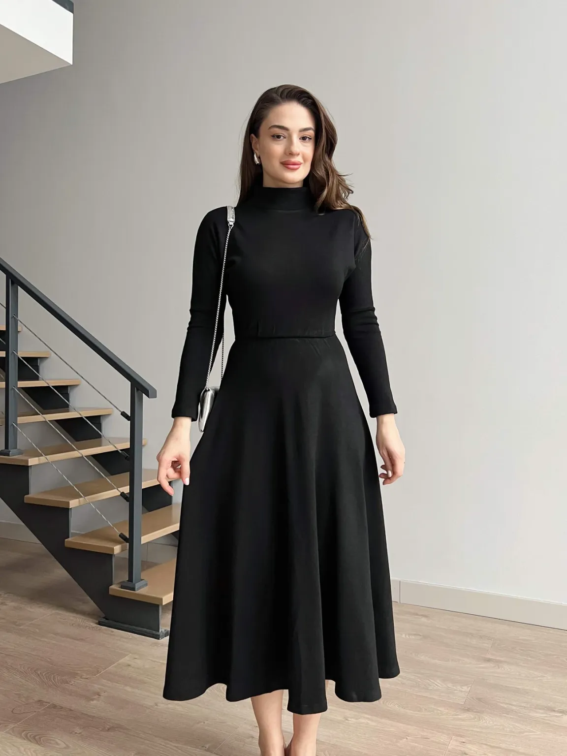 Robe à manches longues et jupe cloche - صورة 6 thumbnail