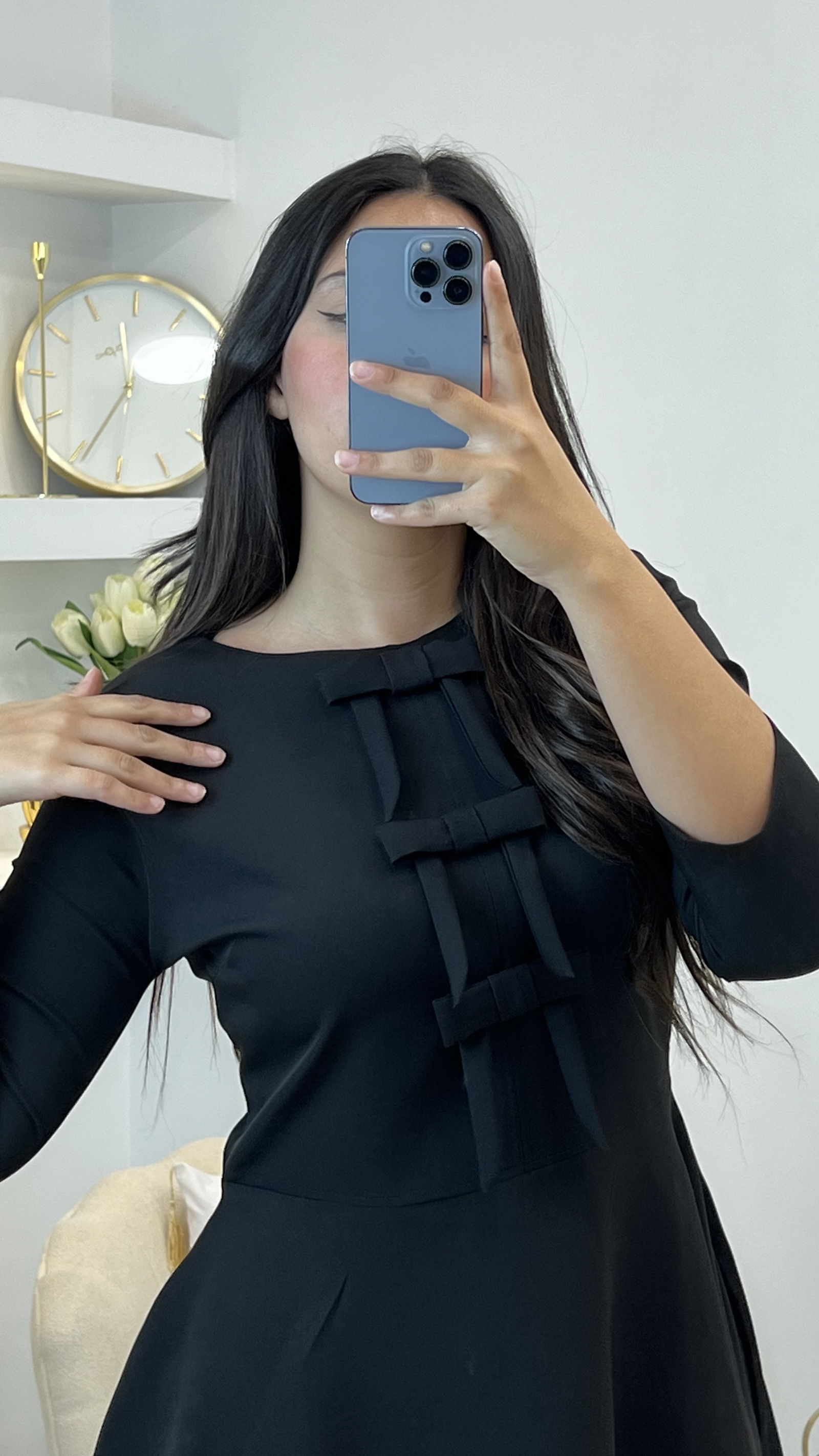 Robe courte à manches longues avec nœud - صورة 2 thumbnail