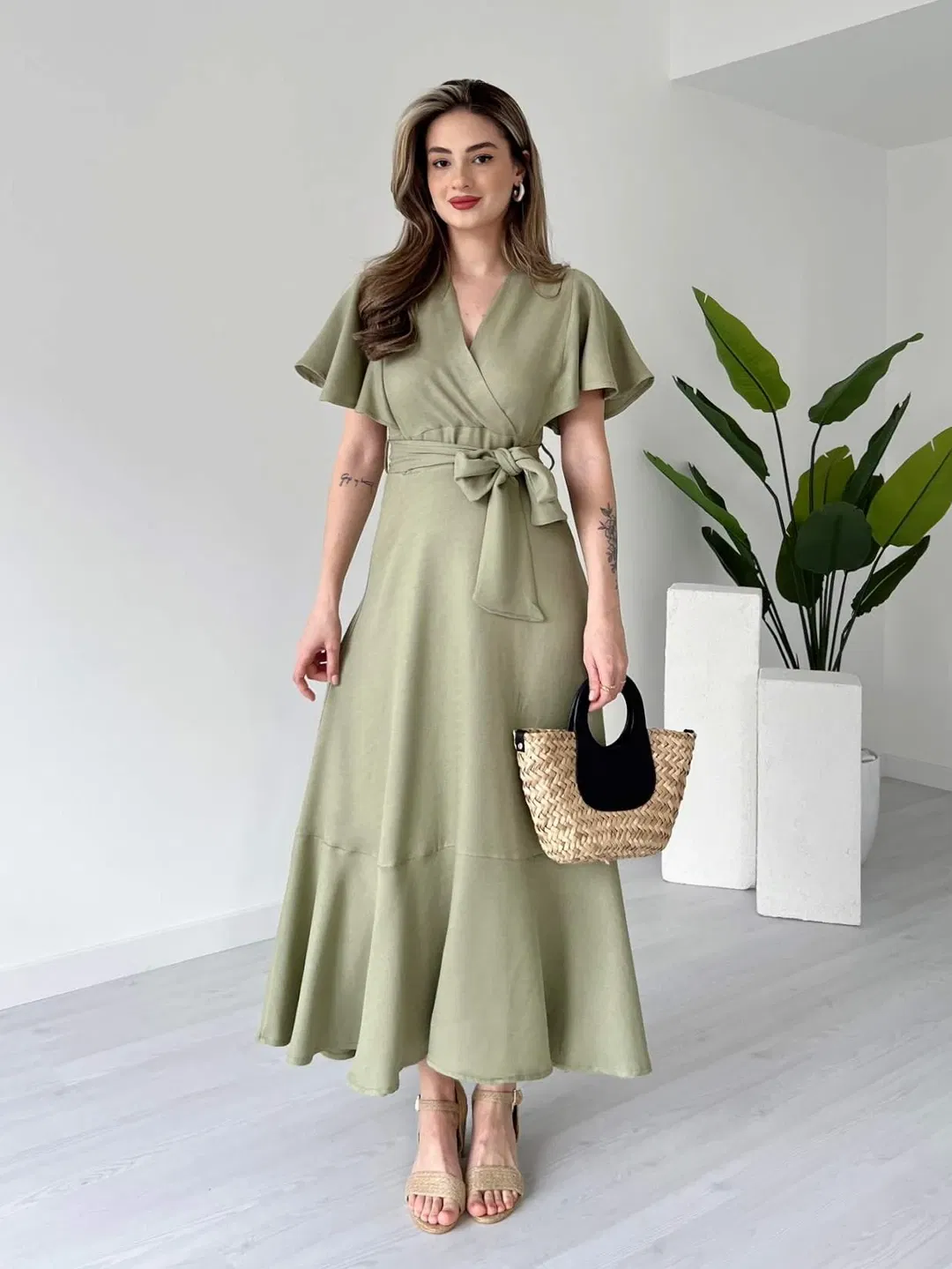 Robe en lin avec manches à volants - صورة 4 thumbnail