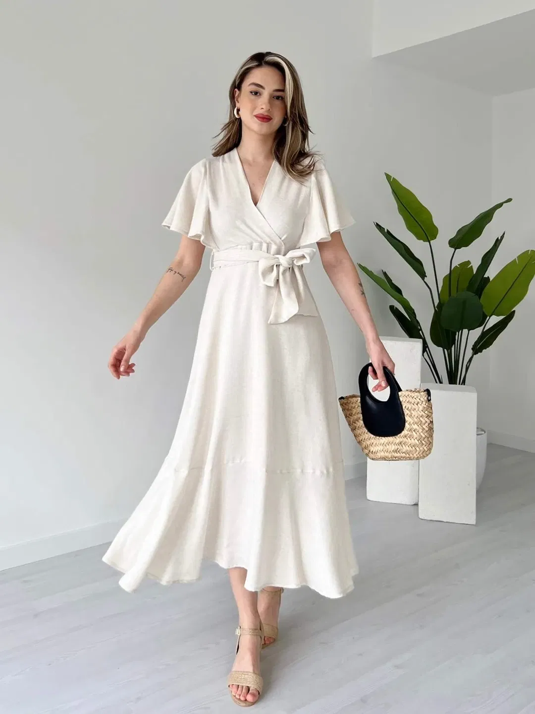 Robe en lin avec manches à volants - صورة 2