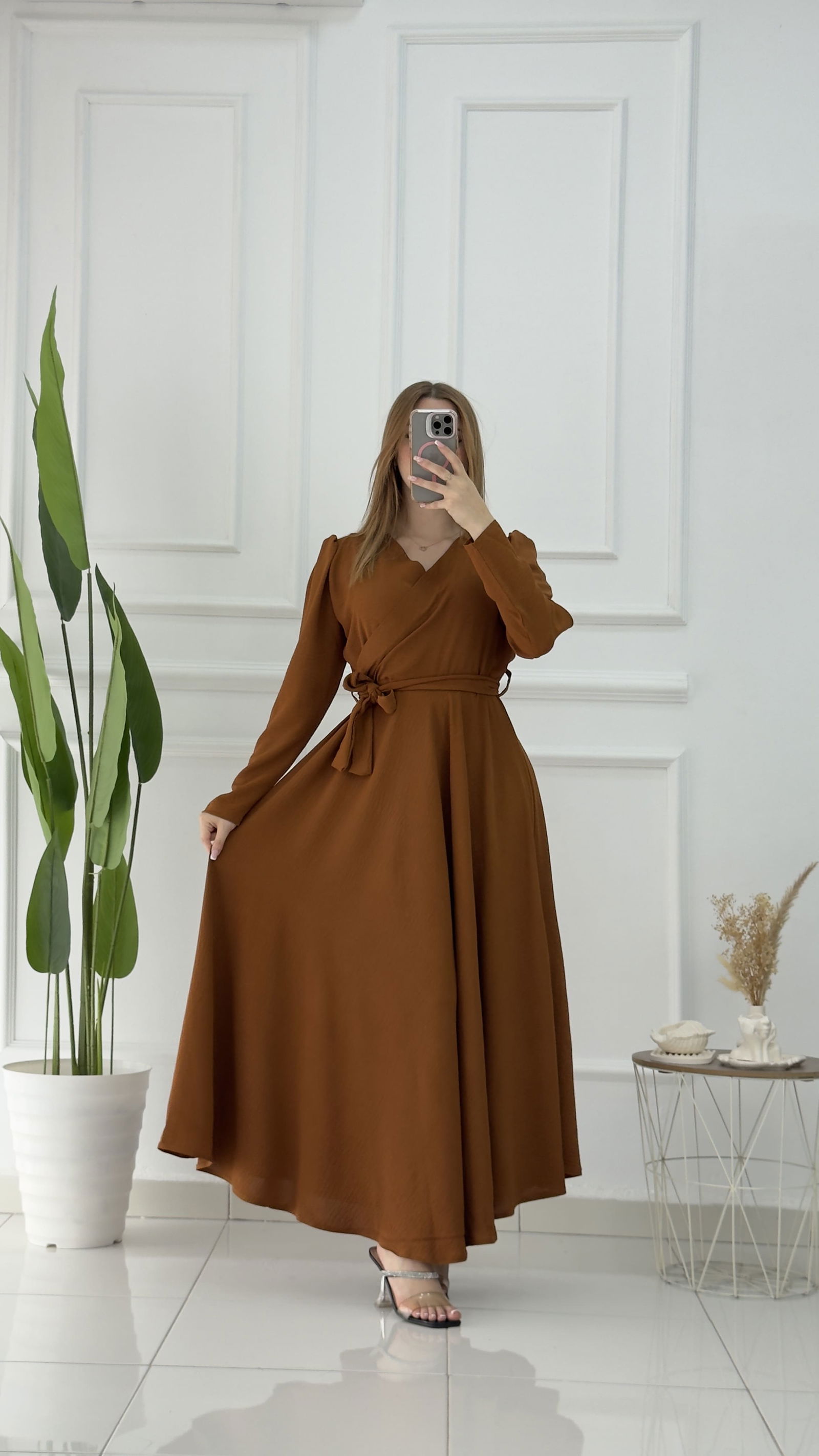 Robe Elegant En crepe froissé - صورة 14 thumbnail