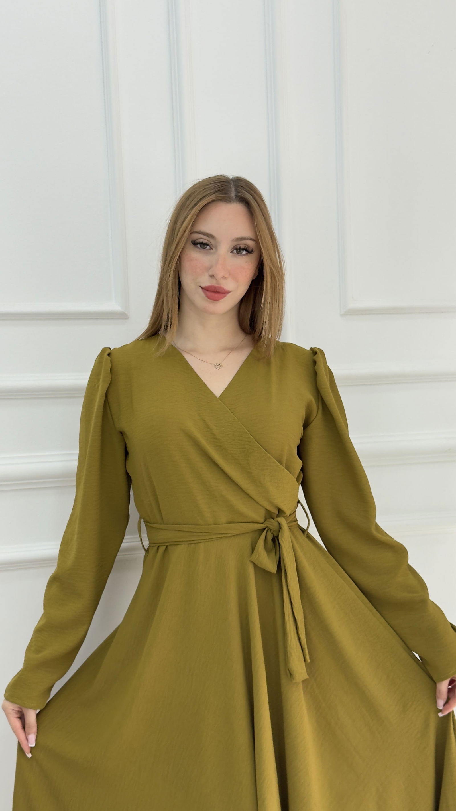 Robe Elegant En crepe froissé - صورة 10 thumbnail