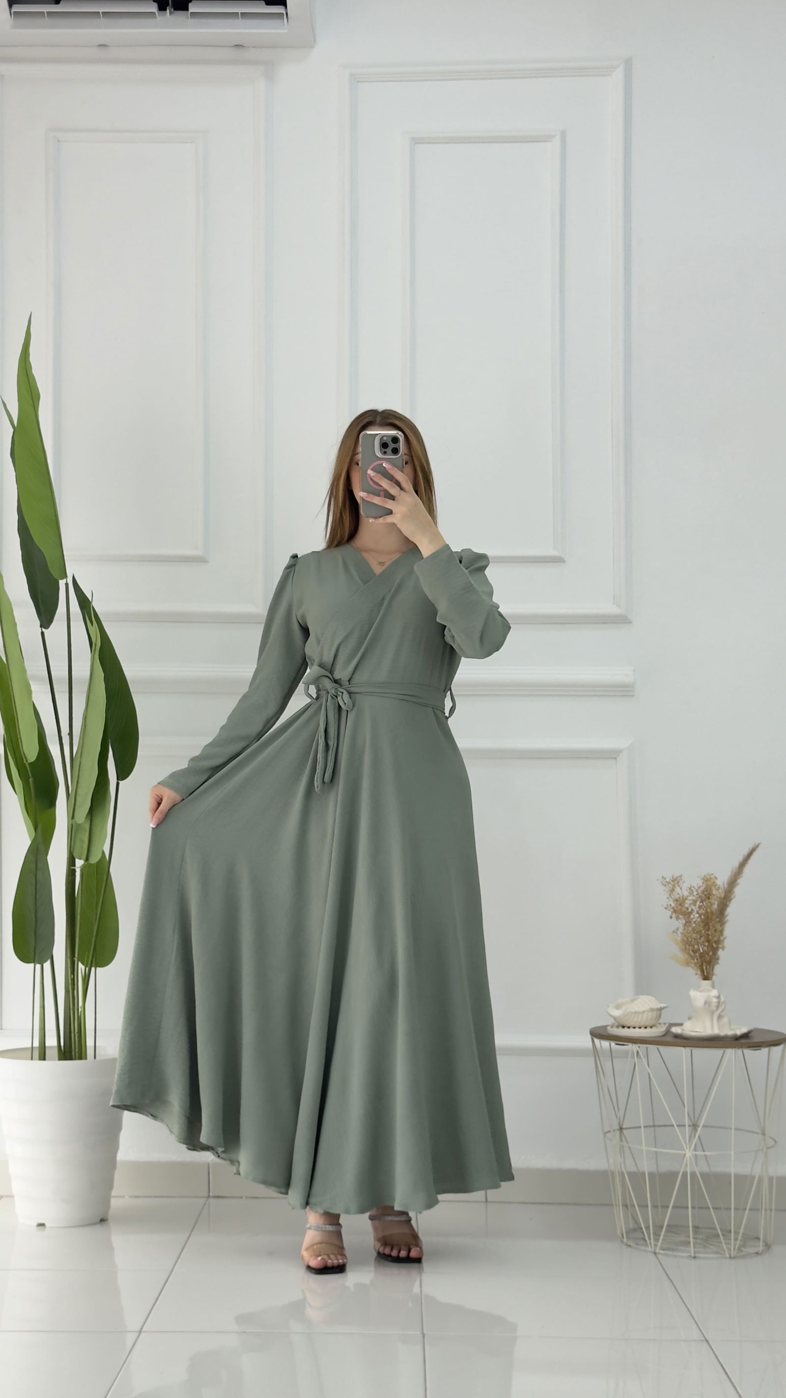 Robe Elegant En crepe froissé - صورة 3 thumbnail