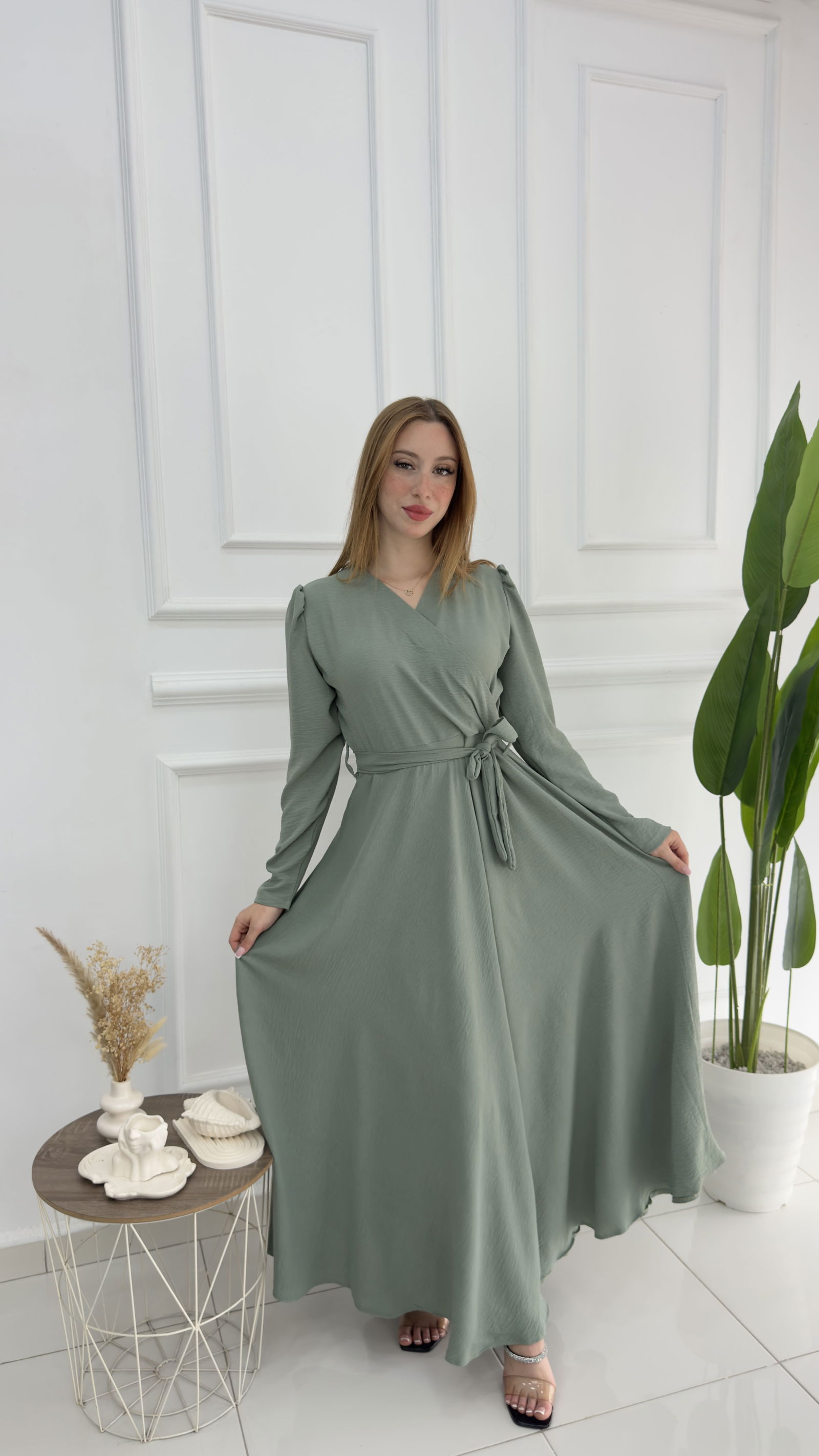 Robe Elegant En crepe froissé - صورة 4 thumbnail